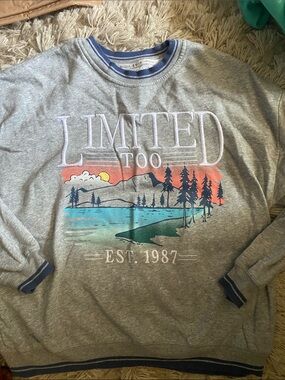 Limited Too crewneck